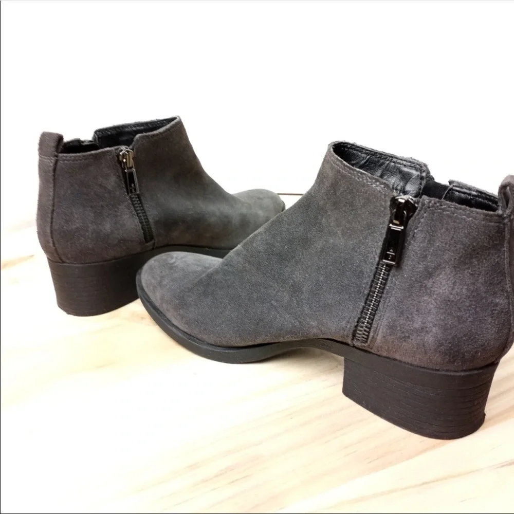 Kenneth Cole New York Suede Dara Booties 7 - Picture 1 of 9